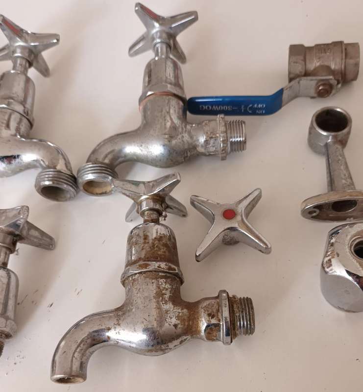 Taps/plumbing Job Lot.