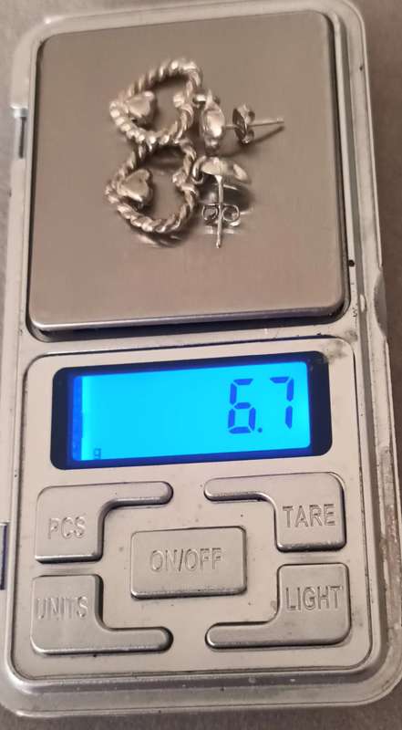 Stunning Sterling Silver Italy Earrings. 30x20mm.