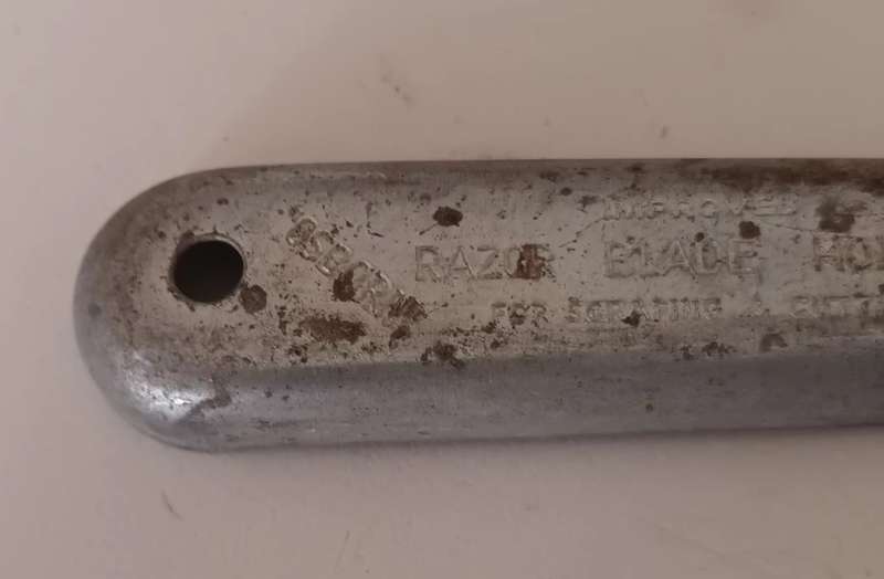 Razor Blade Holder
