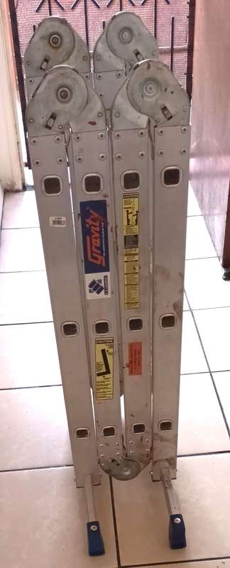 GRAVITY Multi-Purpose Folding Ladder. 4m x35mm. FOR COLLECTION ONLY!!!