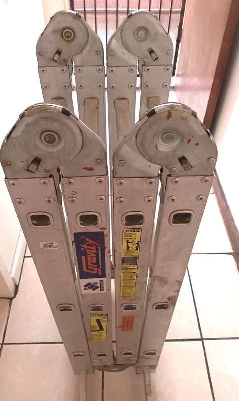 GRAVITY Multi-Purpose Folding Ladder. 4m x35mm. FOR COLLECTION ONLY!!!