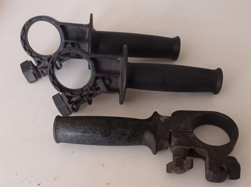 3x Drill Handles.