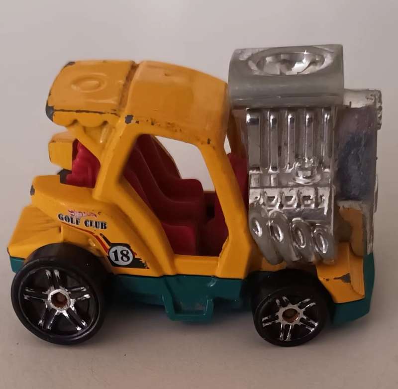 HOT WHEELS "Tee'd Off 2". 2014. MATTEL. Made in Malaysia.