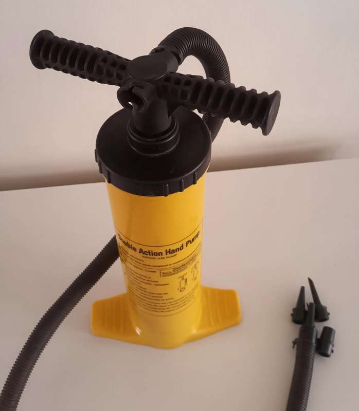 Double Action Hand Pump with different Nozzles.