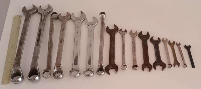 Lot of Spanners. 16 pieces. Various Sizes.