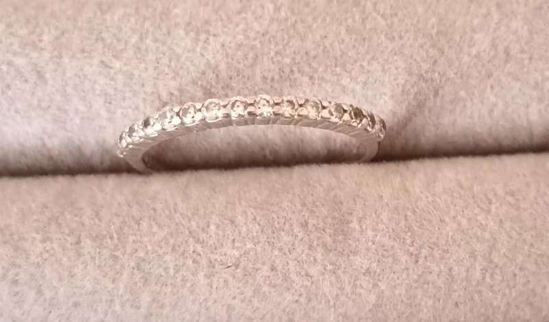 Sterling Silver Half Eternity Ring. Size P.