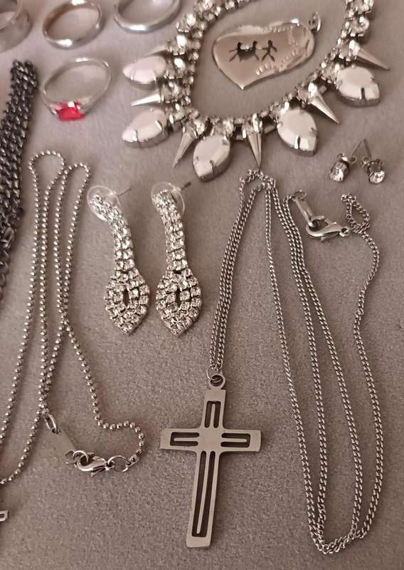 Lot of Stainless Steel & Costume Jewellry.