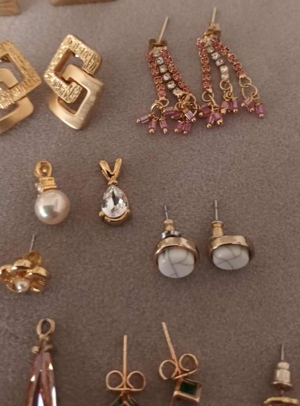 Lot of Gold Plated Jewellery.