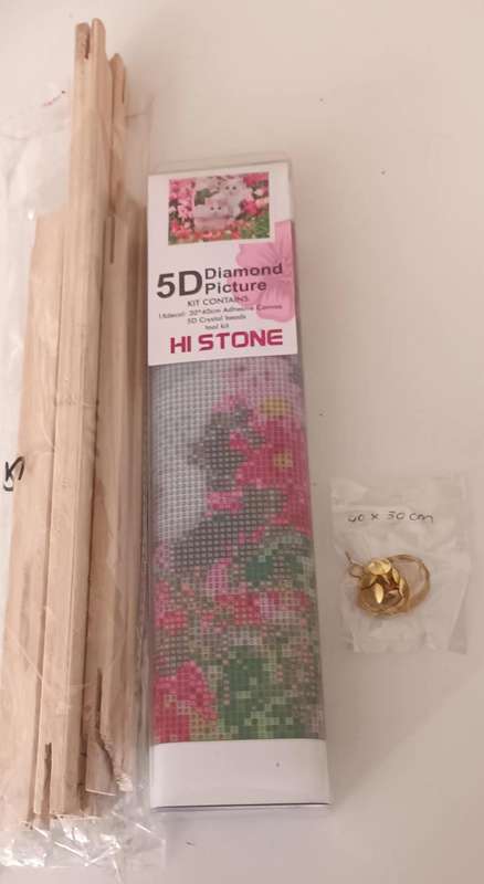 New Diamond Dot Painting with Self Assemble Frame. 40x30cm.