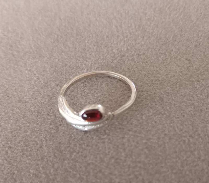 Sterling Silver Garnet Ring. Size K 1/2.