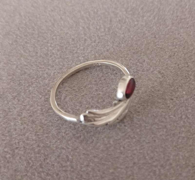 Sterling Silver Garnet Ring. Size K 1/2.