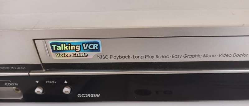 LG TALKING VCR. VIDEO DOCTOR. GC290SW. NTSC Playback. Long Play and Record.