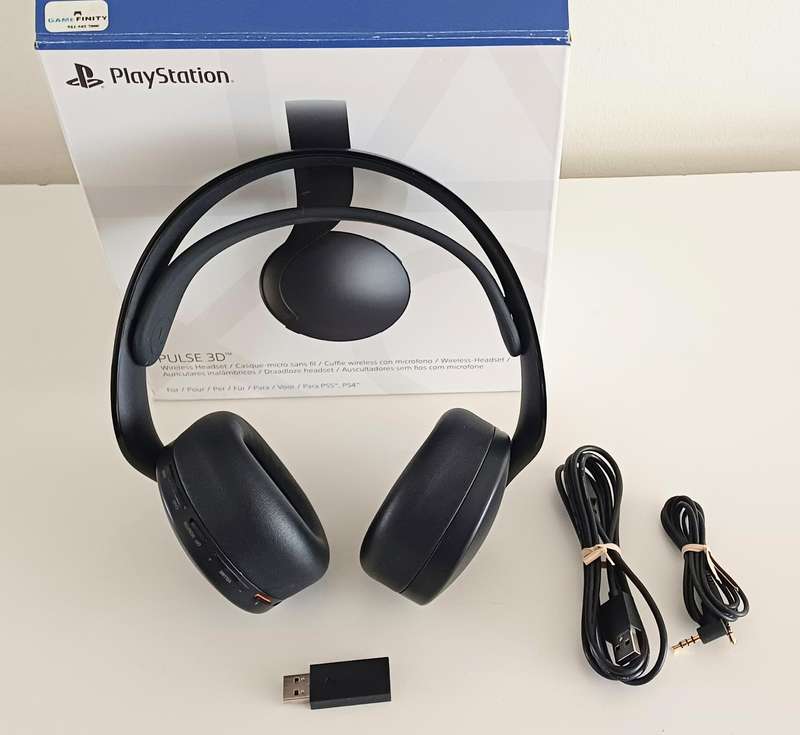PS5 Pulse 3D Wireless Headset (Midnight Black). Like New