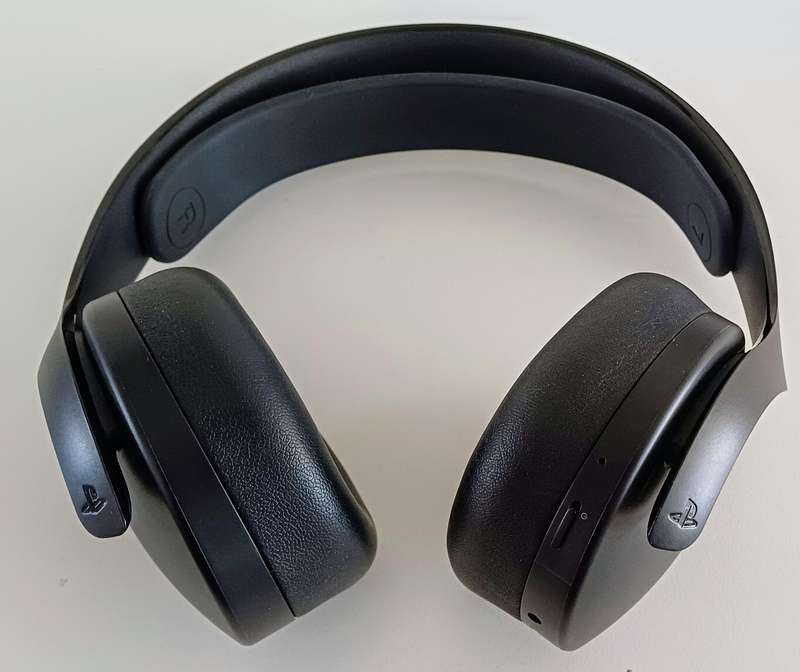 PS5 Pulse 3D Wireless Headset (Midnight Black). Like New
