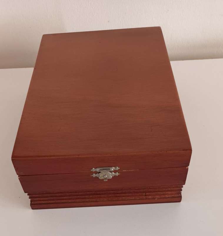 Vintage Wooden Jewellery Box.