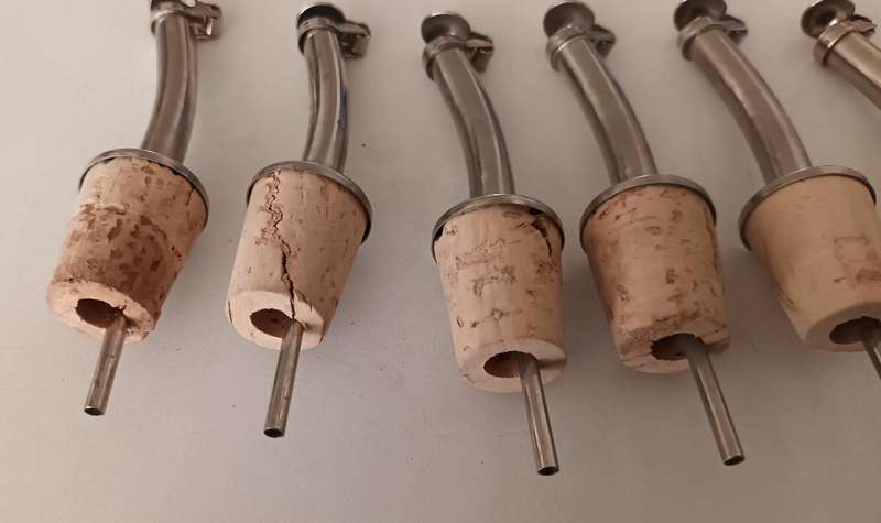 6x Bottle Cork Pourers. New.