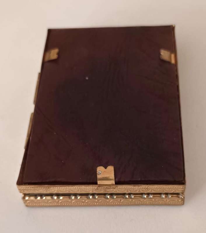 Vintage Picture Frame. 9.5cmx6.3cm.