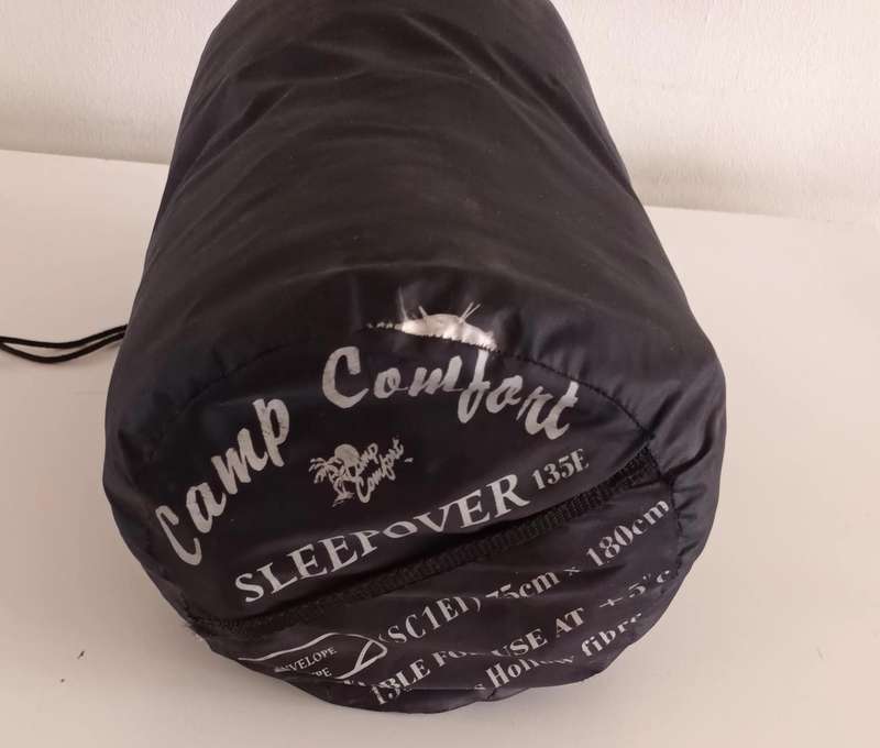 CAMP COMFORT SLEEPOVER 135E Sleeping Bag. 75x180cm. New.