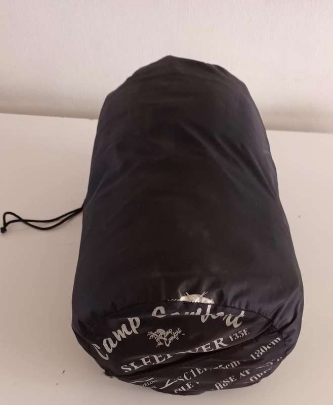 CAMP COMFORT SLEEPOVER 135E Sleeping Bag. 75x180cm. New.