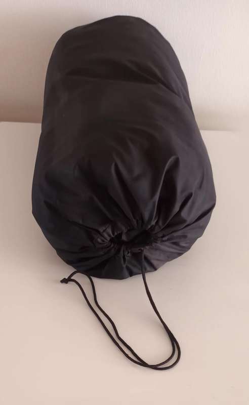 CAMP COMFORT SLEEPOVER 135E Sleeping Bag. 75x180cm. New.