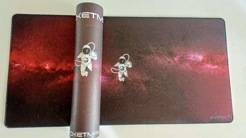 Evetech ROCKETMAN Large Gaming Mousepad. 880x440x5mm.