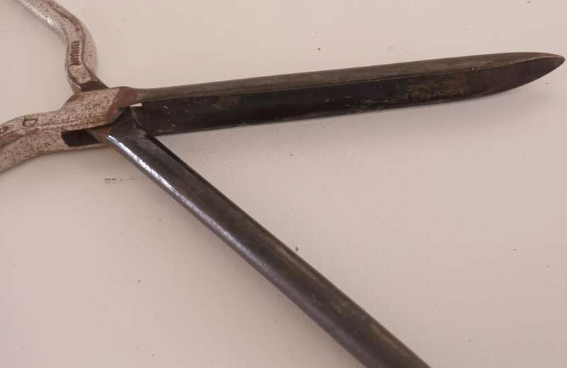 Antique DIAMANT Metal Stove Top Hair Curling Iron.