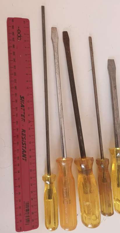 Lot of 10x Screwdrivers.