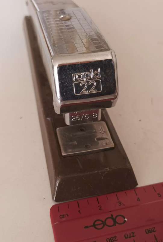Vintage RAPID 22 Stapler