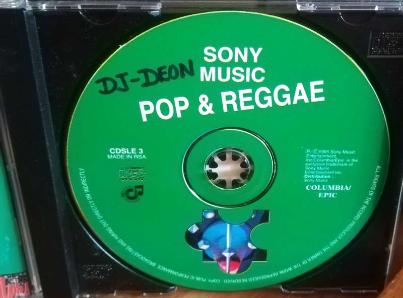 SONY MUSIC - POP & REGGAE CD