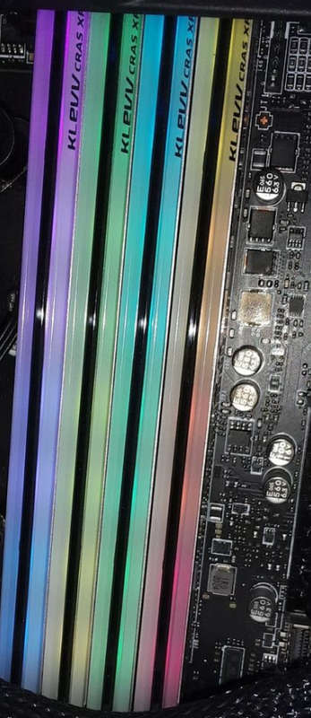 32GB (16GB x 2) KLEVV CRAS XR RGB DDR4 3600MHz. Original packaging.