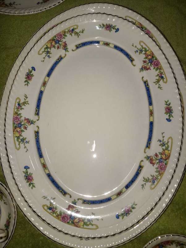 Johnson Bros dinner service Eastbourne