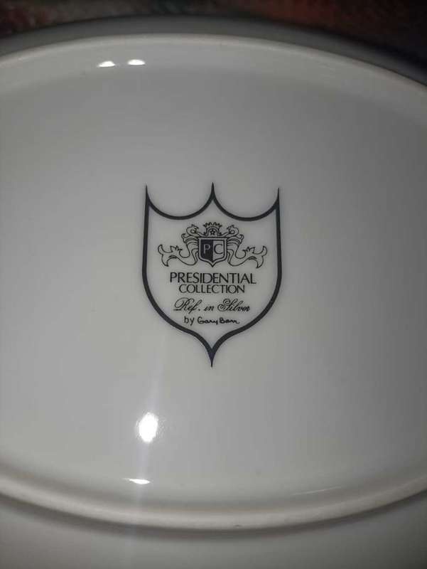 76 Piece Presidential dinner service Gary Barr