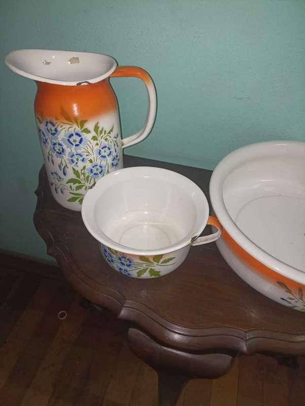 Enamel wash set vintage