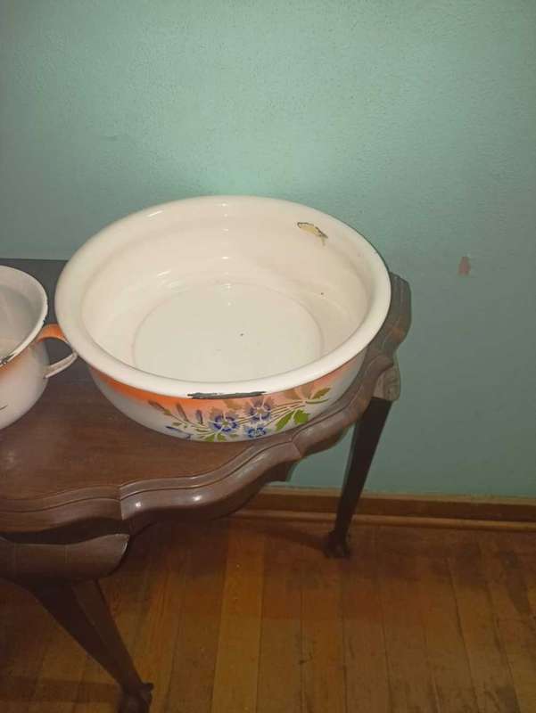 Enamel wash set vintage