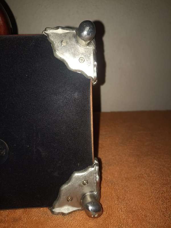 WOW VINTAGE TELEPHONE