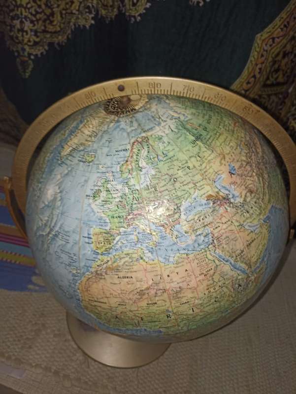 REPLOGAL VINTAGE GLOBE MADE IN USA