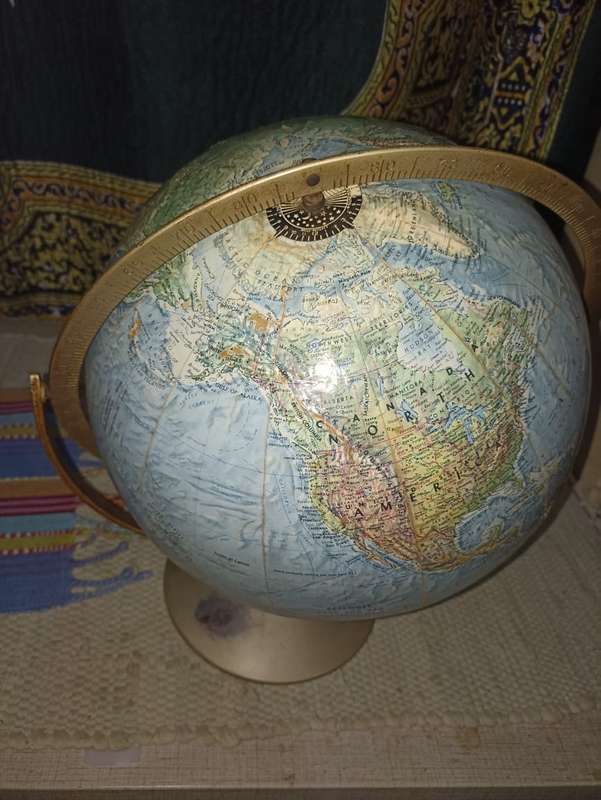 REPLOGAL VINTAGE GLOBE MADE IN USA