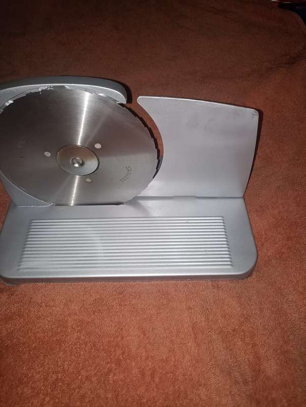 PINEWARE REFURBISHED BREAD SLICER