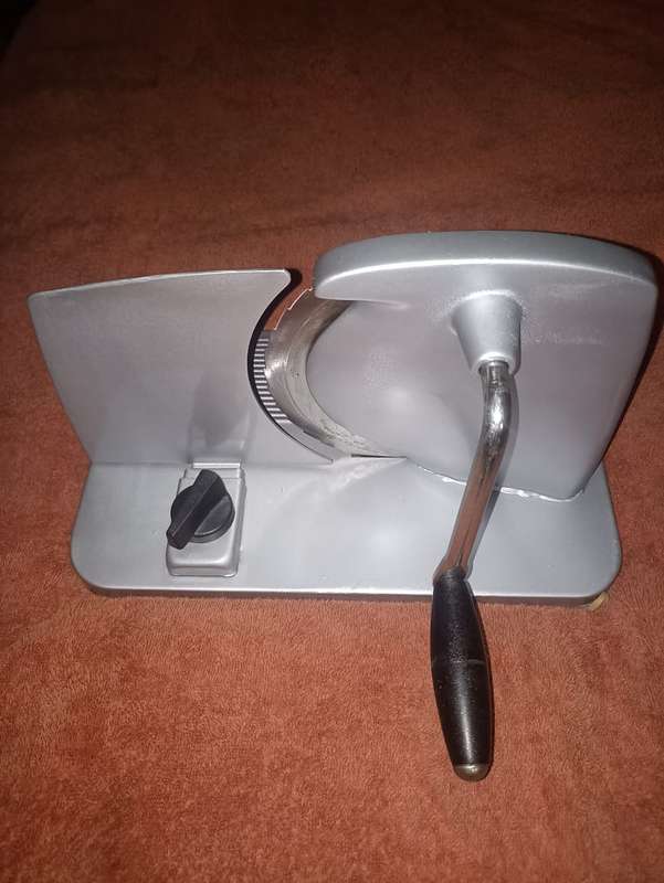 PINEWARE REFURBISHED BREAD SLICER