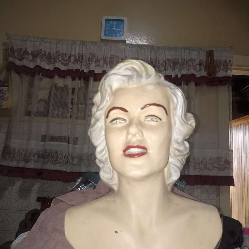Marilyn Monroe Bust 1950 Vintage