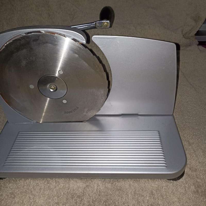 REFURBISHED VINTAGE PINEWARE BREAD SLICER