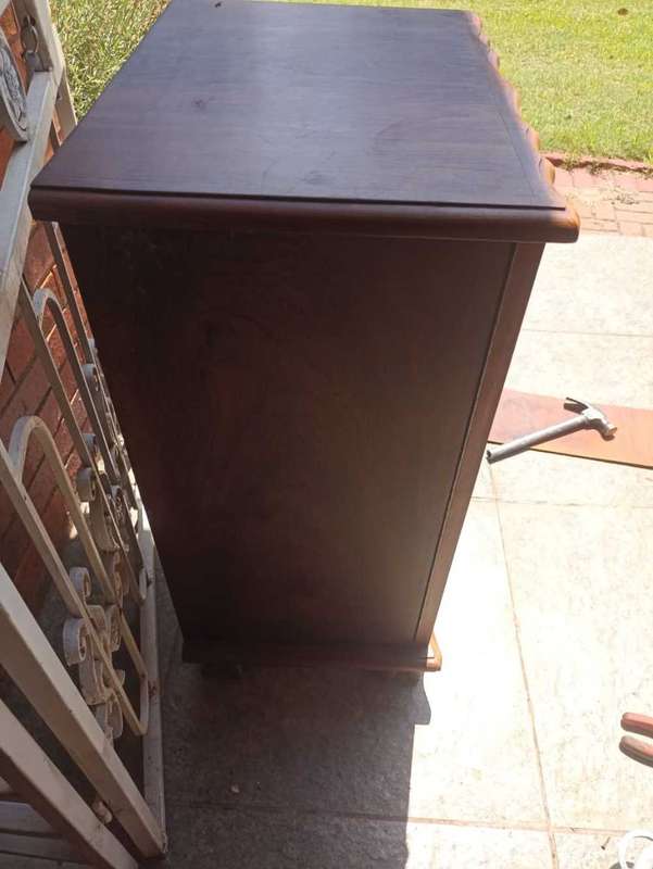 Imbuia Gallow Tone Gramophone
