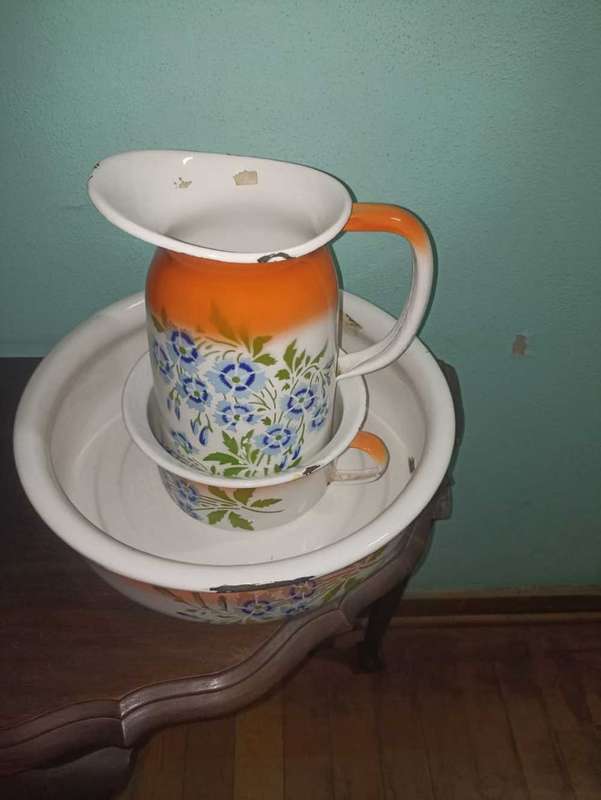 Enamel wash set vintage