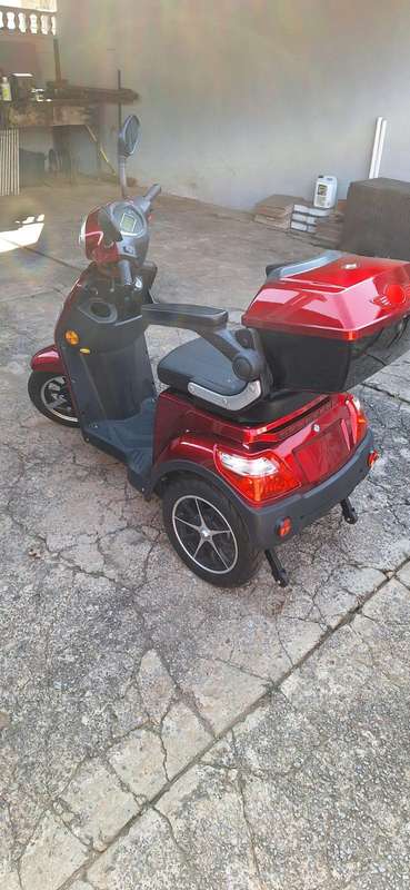 3 Wheel Electrical Scooter