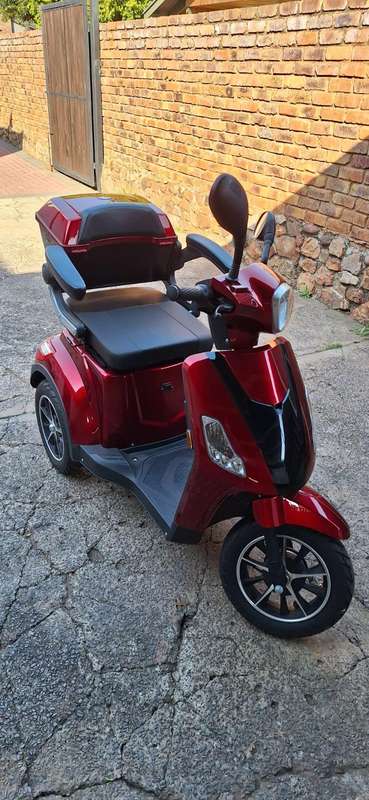 3 Wheel Electrical Scooter