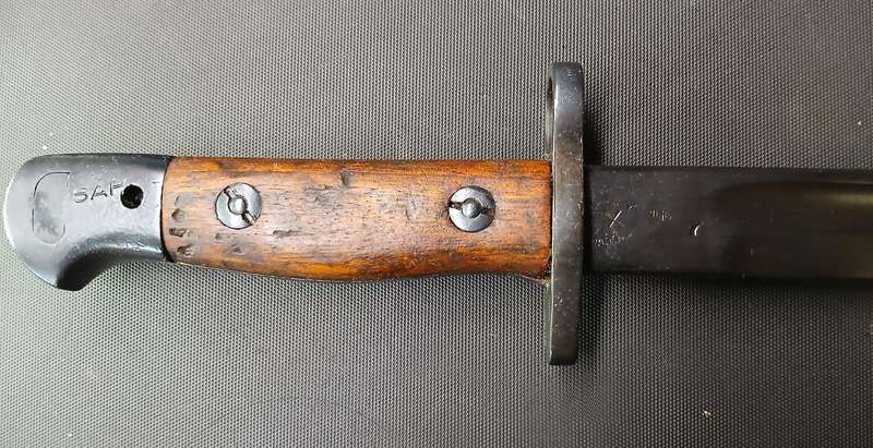 1907 Pattern 303 Bayonet With Brown Leather Scabbard