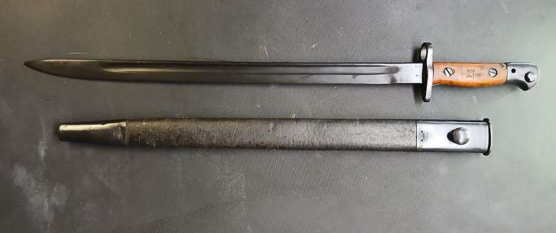 1907 Pattern 303 Bayonet With Brown Leather Scabbard