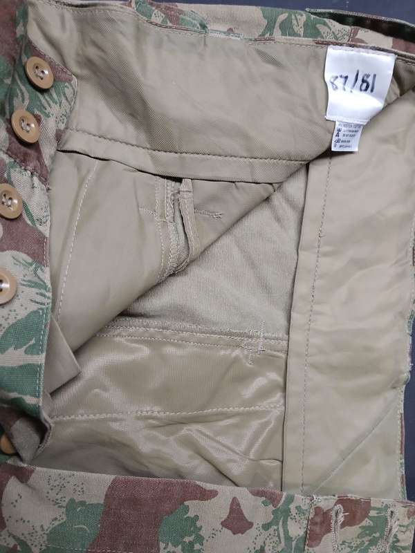 SAPS CAMO TROUSERS  2ND PATTERN - VERY GOOD CONDITION - SIZE 87/76  (5)