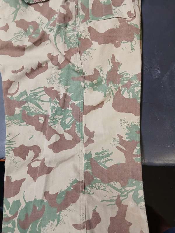 SAPS CAMO TROUSERS  2ND PATTERN - VERY GOOD CONDITION - SIZE 87/76  (5)