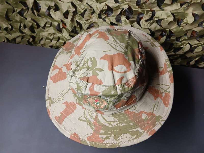 SAPS 2ND PATTERN CAMO HAT WITH BADGE